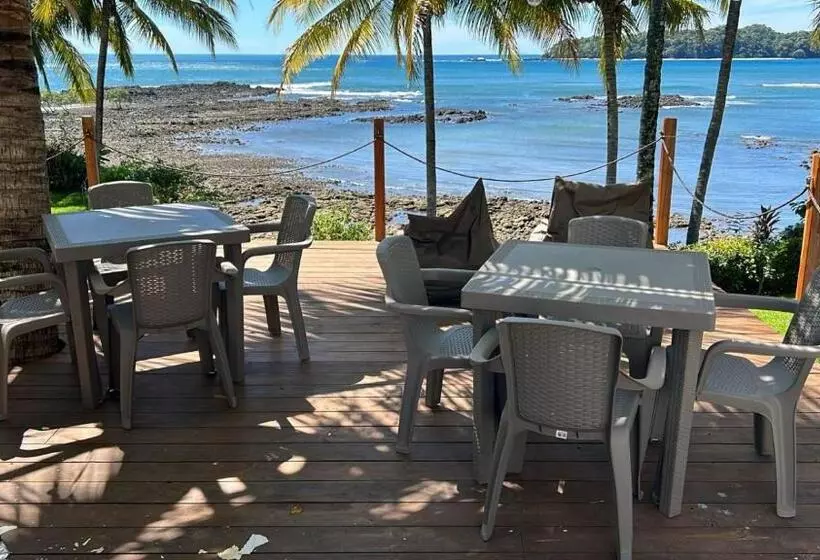 ホテル Vista Coiba Villas & Restaurant