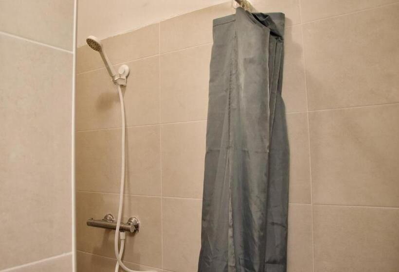 Wild Elephants Hostel