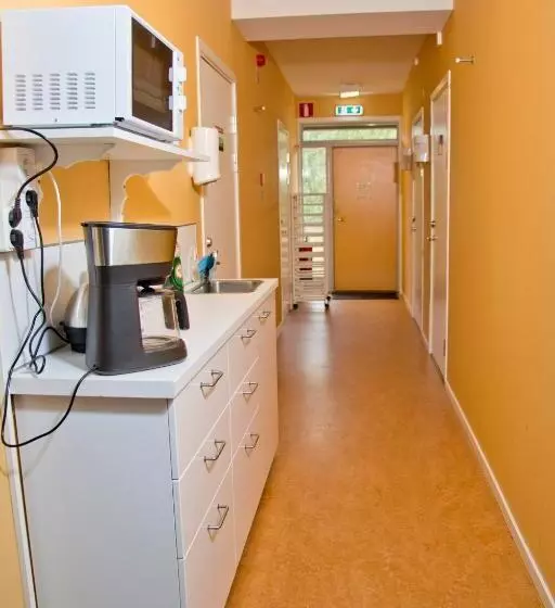 Retkeilymaja örtagården