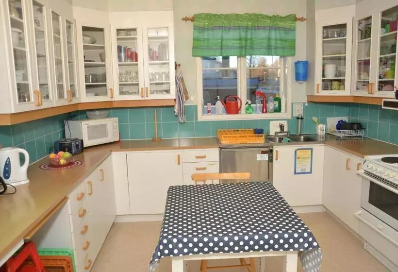 Retkeilymaja örtagården