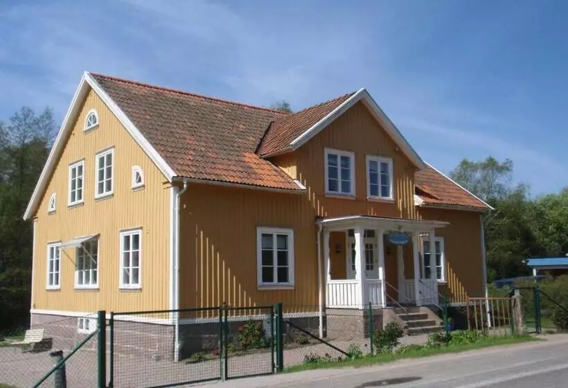 Retkeilymaja örtagården