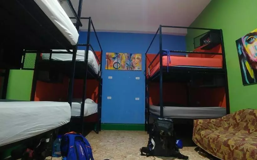 Hostel Mamallena