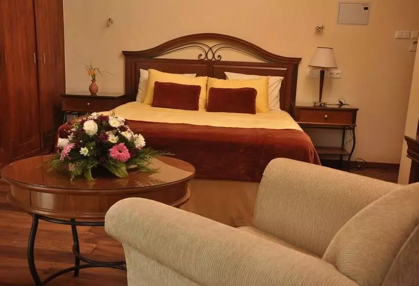 Hotelli 4 U Saliya Garden