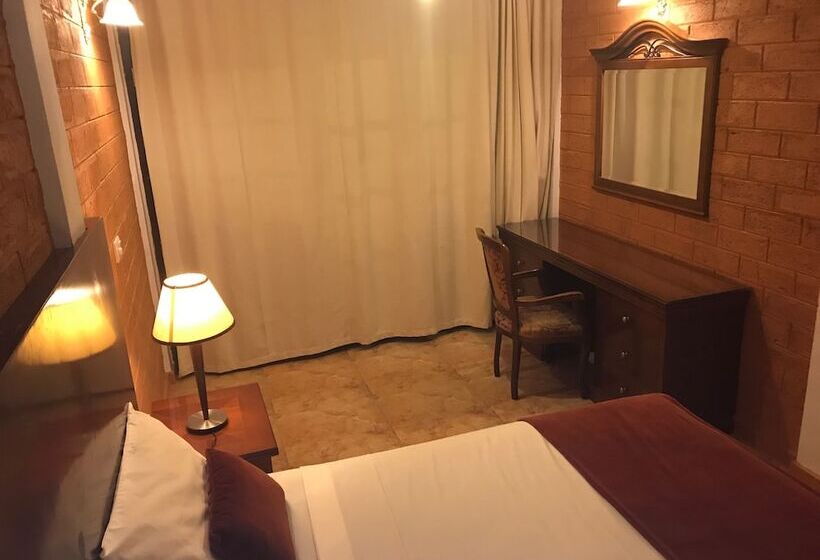 Hotel 4 U Saliya Garden