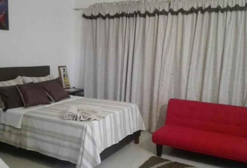 Отель Club Campestre El Peñón De Apulo