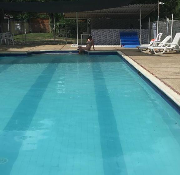 Отель Club Campestre El Peñón De Apulo