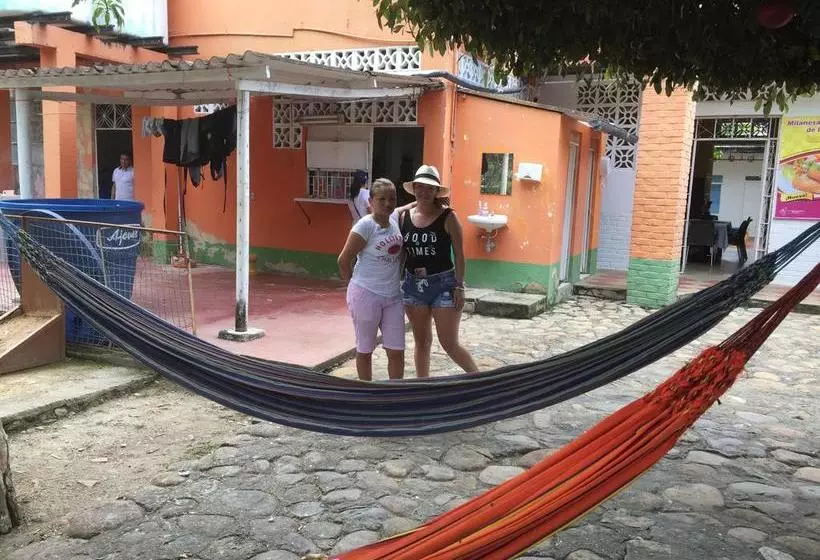 Hotelli Club Campestre El Peñón De Apulo