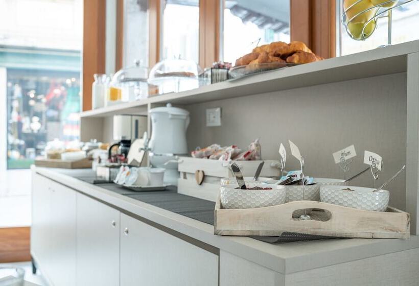 هتل Grifoni Boutique