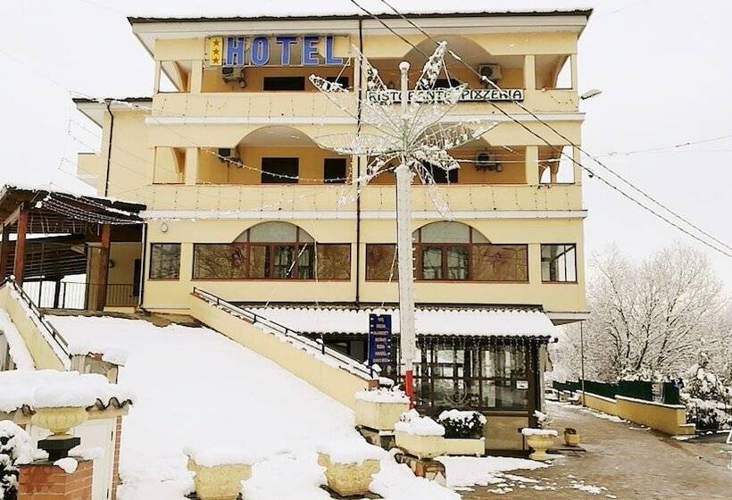 Отель La Falconara