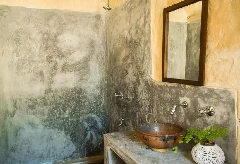 Hotelli Lime & Co Midi