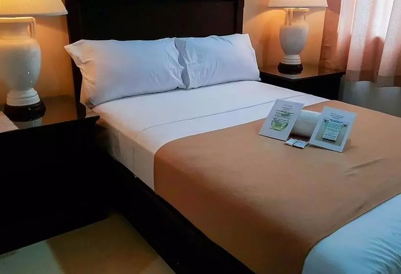 هتل Oakhill Inn