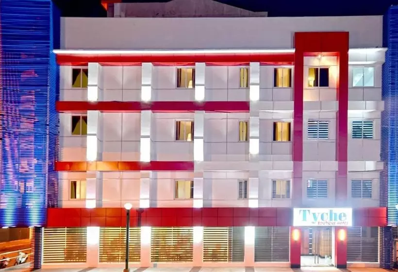 Hotelli Tyche Boutique