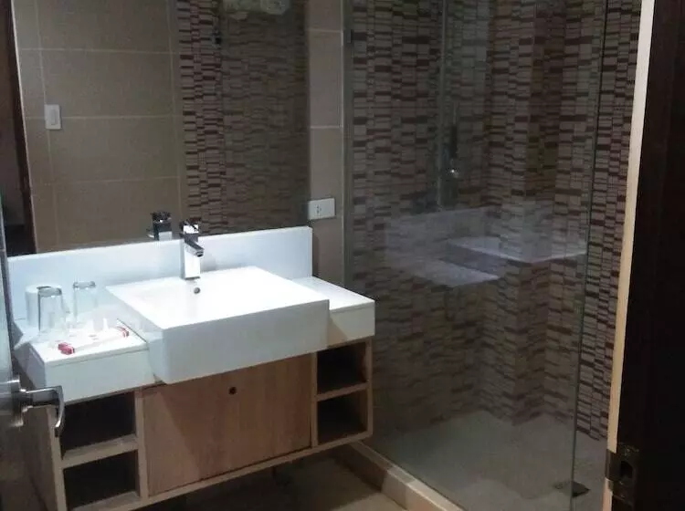 Hotelli Tyche Boutique