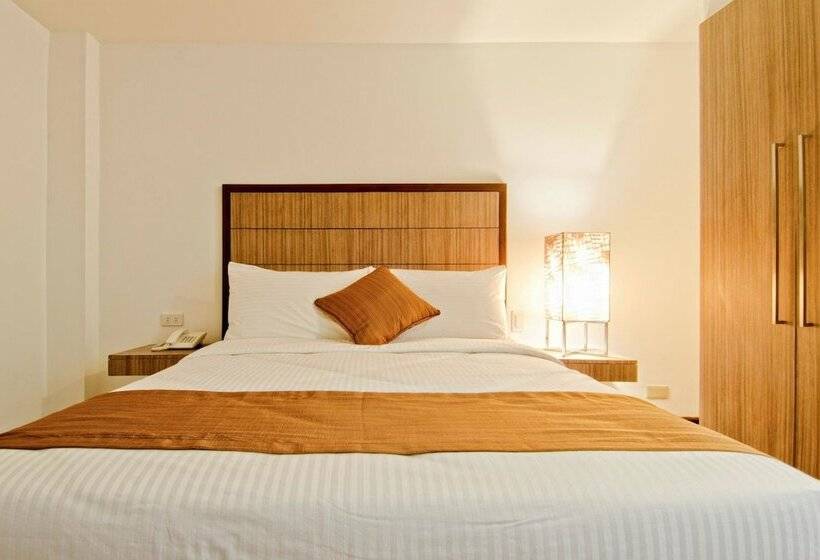 ホテル Tyche Boutique