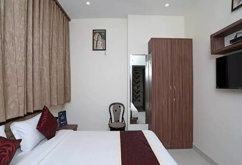 Oyo 10326 Hotel The Indra Inn