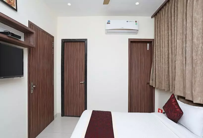 Oyo 10326 Hotel The Indra Inn