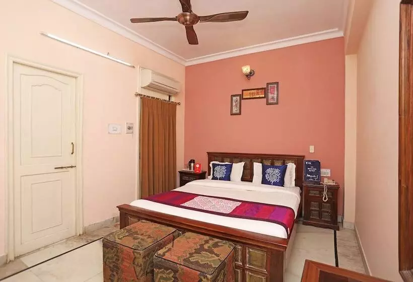 Oyo 10326 Hotel The Indra Inn