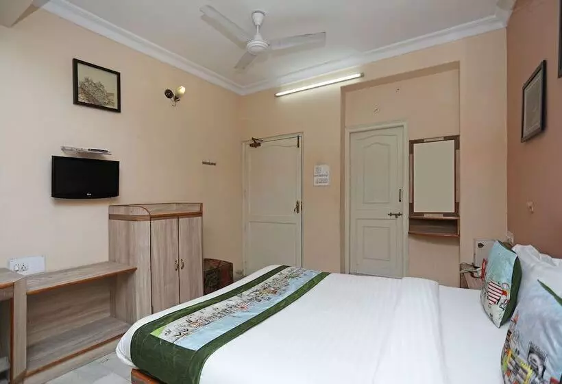 Oyo 10326 Hotel The Indra Inn