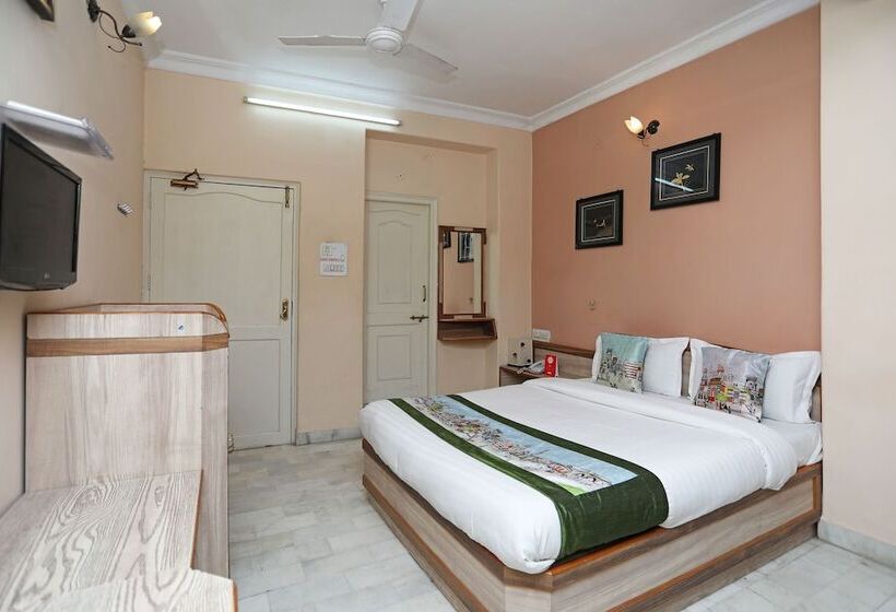 Oyo 10326 Hotel The Indra Inn