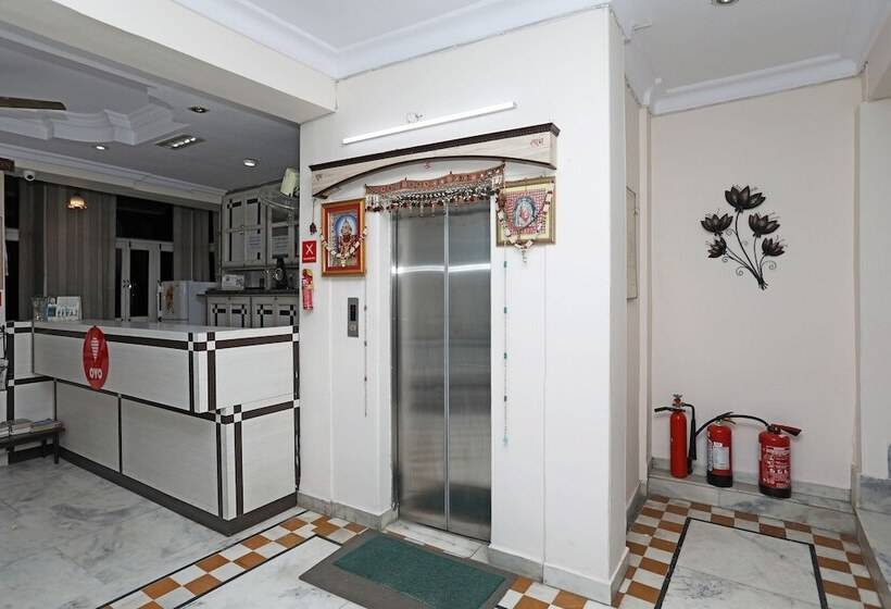 Oyo 10326 Hotel The Indra Inn