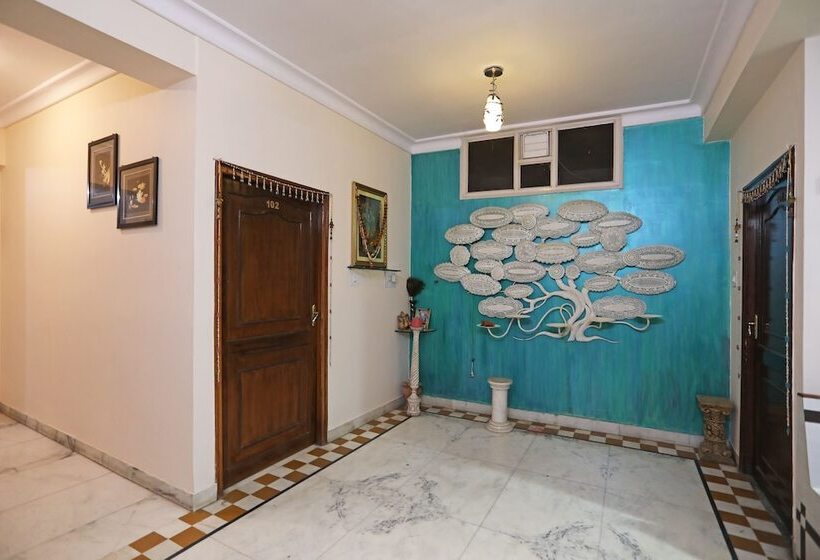 Oyo 10326 Hotel The Indra Inn