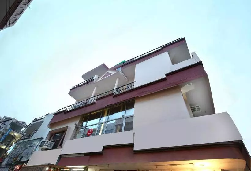 Oyo 10539 Hotel Holiday Classic