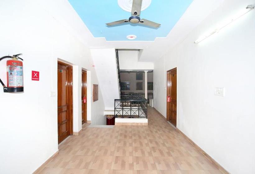 Fotos del hotel Oyo 10539 Hotel Holiday Classic:  3