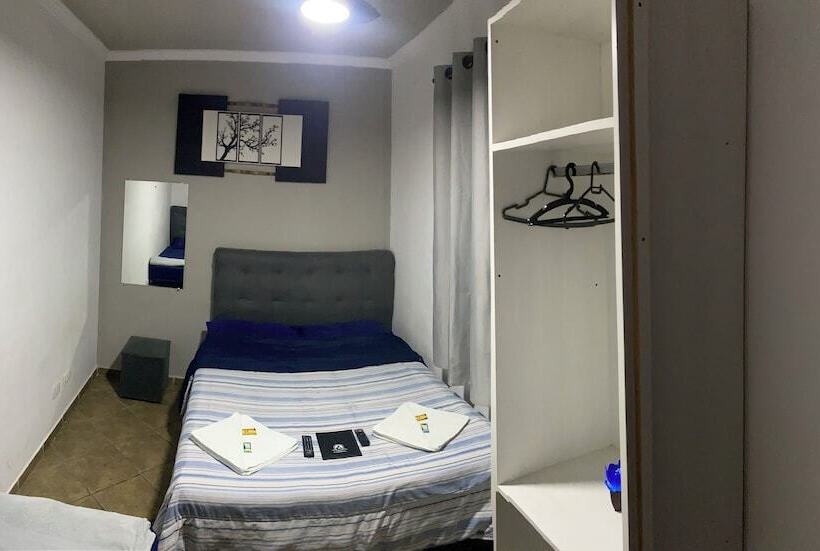 Hostel Anprado