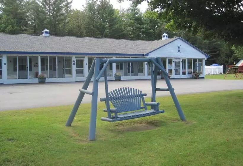 North Colony Motel And Cottages
