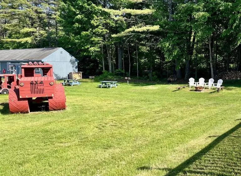 North Colony Motel And Cottages