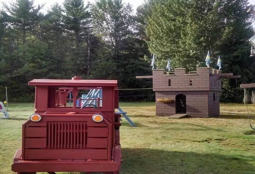 North Colony Motel And Cottages