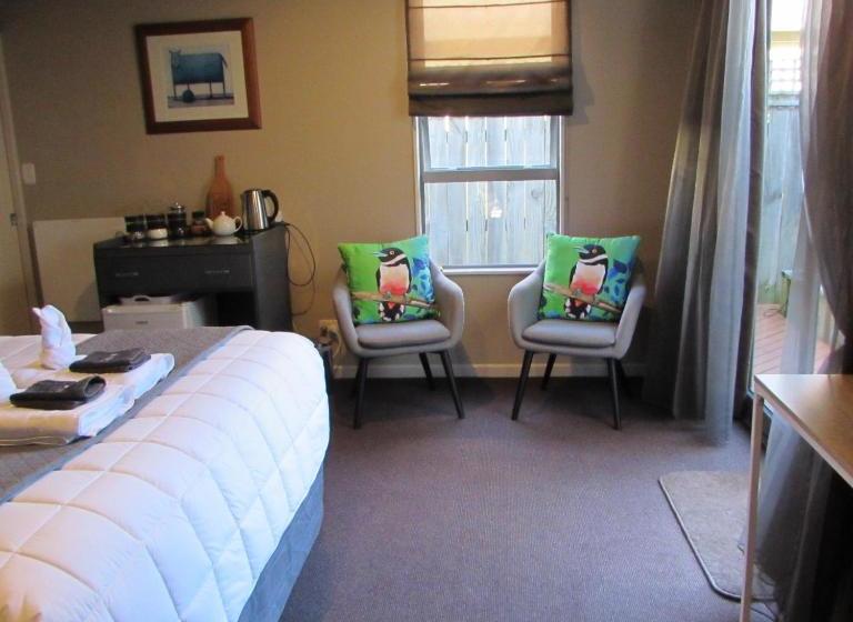 15 On Dillon Bed & Breakfast