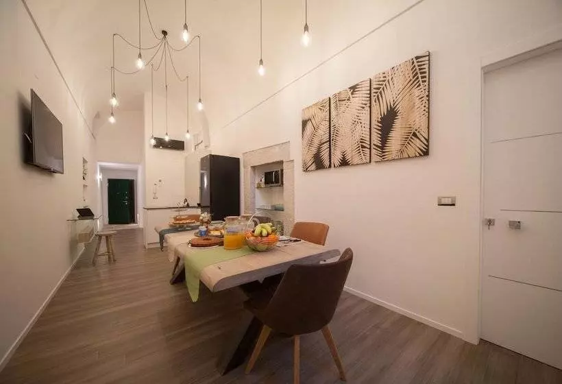 ベッドアンドブレックファースト Sotrani