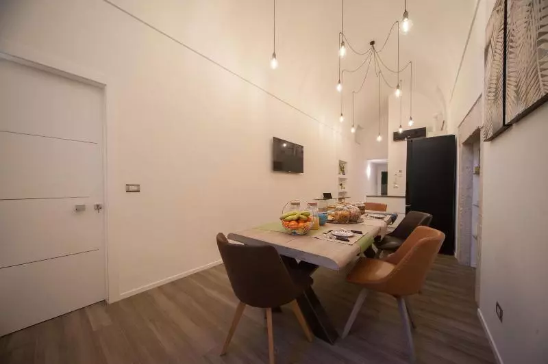 ベッドアンドブレックファースト Sotrani