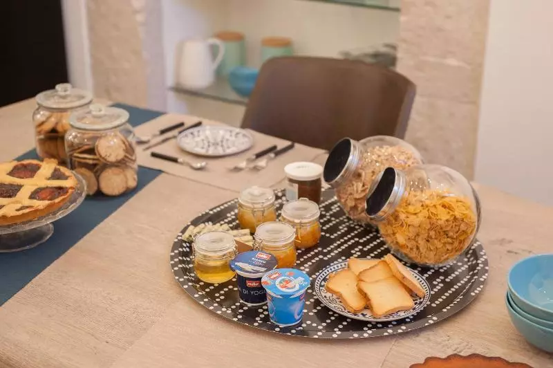 ベッドアンドブレックファースト Sotrani