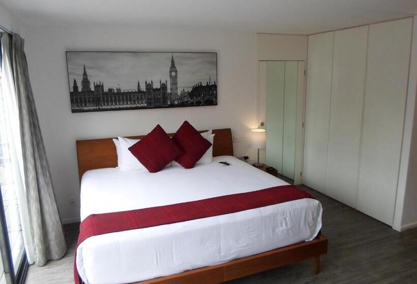 Отель Armonik Suites By Casanevo