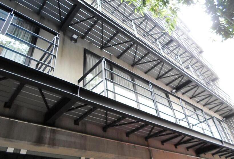 Отель Armonik Suites By Casanevo