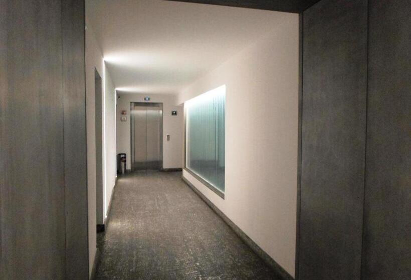 Отель Armonik Suites By Casanevo