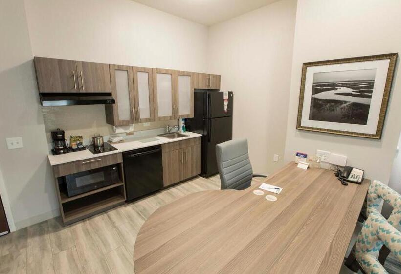 Отель Candlewood Suites Mcdonough, An Ihg