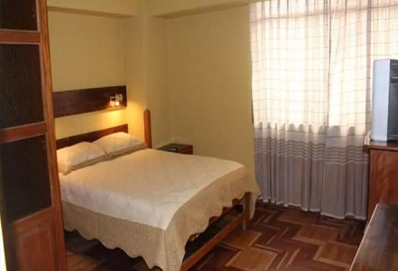 هتل Kennedy Guest House