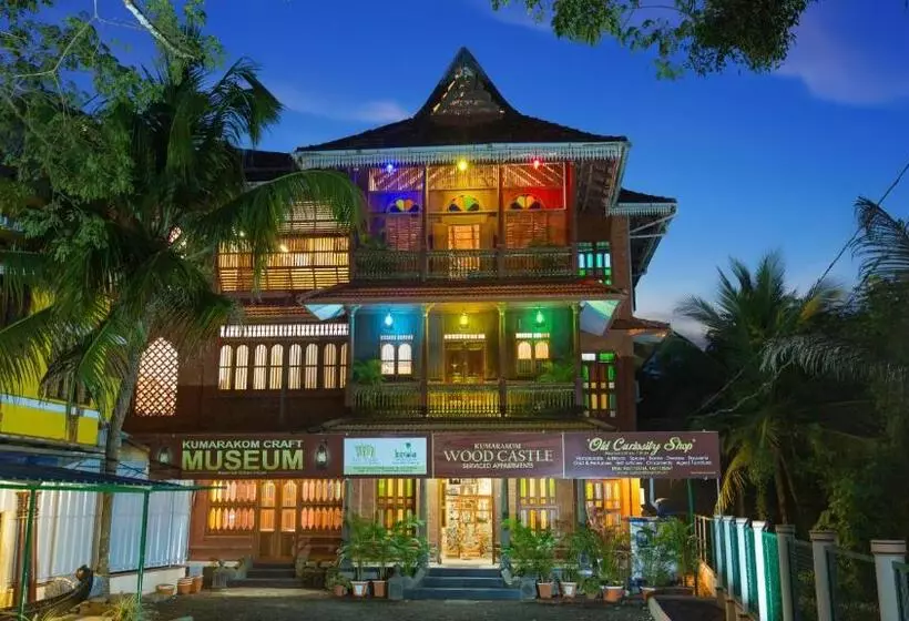Hotelli Kumarakom Wood Castle Serviced Appartments