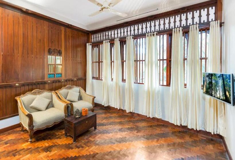 Hotel Kumarakom Wood Castle Serviced Appartments