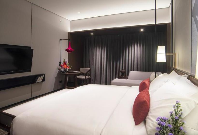 هتل Wyndham Grand Yangon