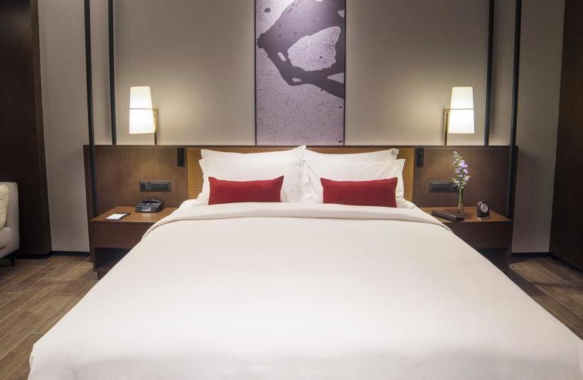 هتل Wyndham Grand Yangon