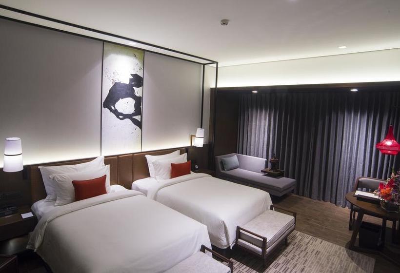 هتل Wyndham Grand Yangon