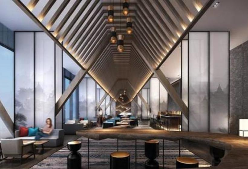 هتل Wyndham Grand Yangon