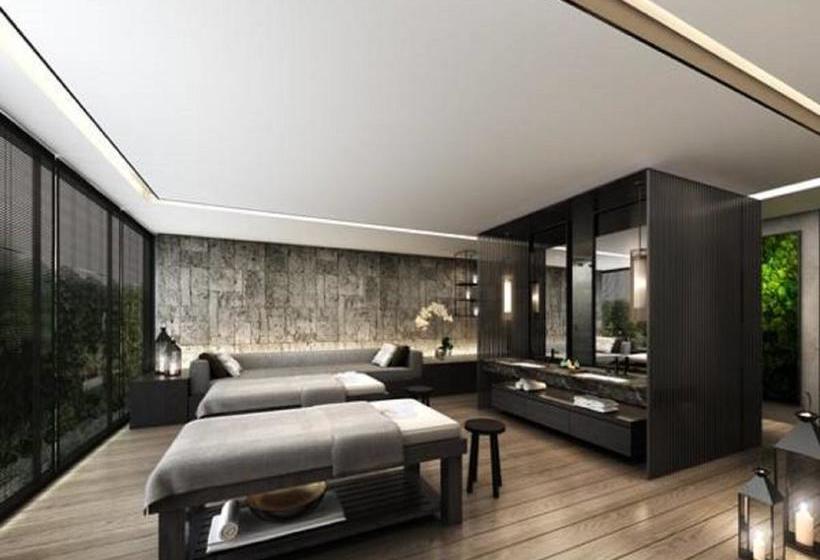 هتل Wyndham Grand Yangon