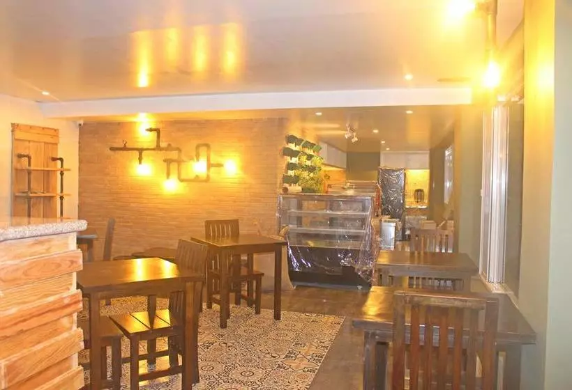 Skyland Garden Hotel And Resort