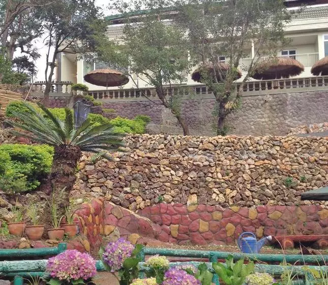 Skyland Garden Hotel And Resort