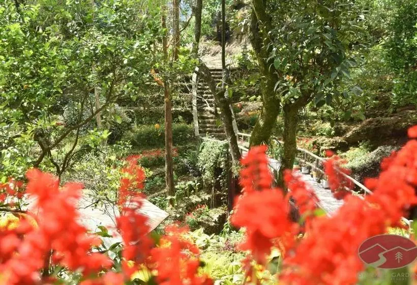 Skyland Garden Hotel And Resort